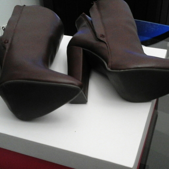 Boots - Picture 2 of 2